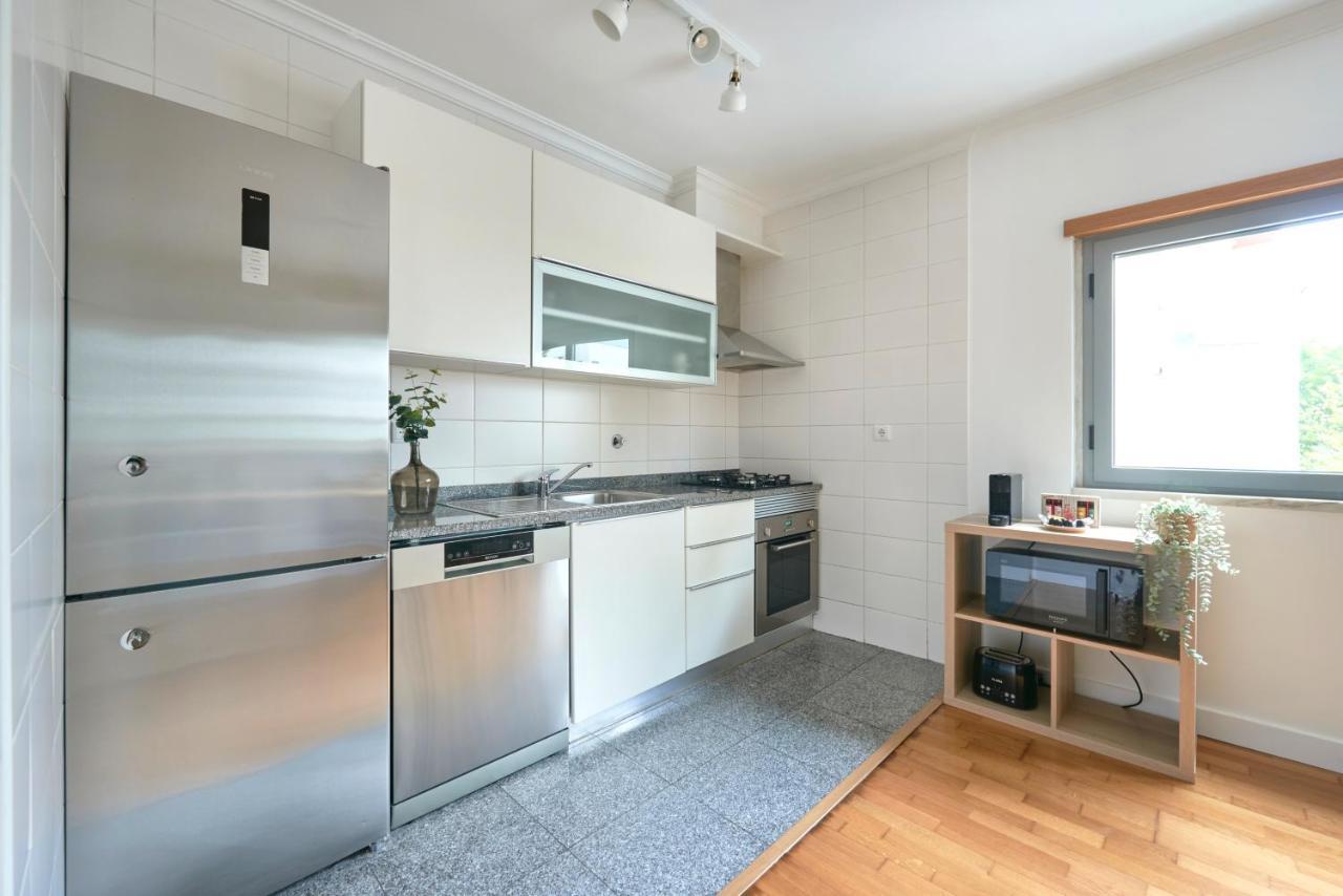 Apartment With Private Terrace & Car Garage Lisboa Extérieur photo